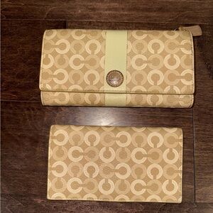 Coach Tan/Cream Signature Canvas Wallet Duo
